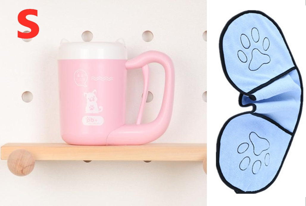 Taza para limpiar las patas de las mascotas